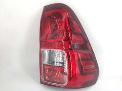 Motor vehicle part dealing - new: Toyota Hilux Ute 2015~2019 2WD 4WD SR5 Tail Light Taillamp RH