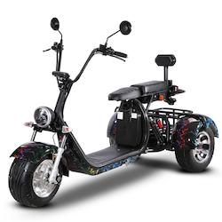 Motorcycle or scooter: Trike 2.0 White