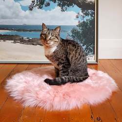 Cat Houses Beds: Cat Bed - NZ Sheepskin - Candyfloss Pink