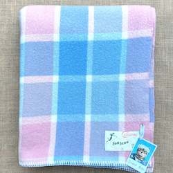 Linen - household: Pink & Blue Check SINGLE New Zealand Wool Blanket