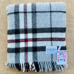 Linen - household: Beautiful Soft TRAVEL RUG New Zealand Wool Blanket
