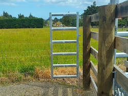 Cattle Yard Gate 650mm 6 Rail