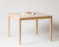 Wooden furniture: facet mini