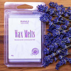 Lavender oil extraction: Wax Melts