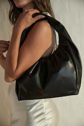 Handbag: Scrunchee - Black