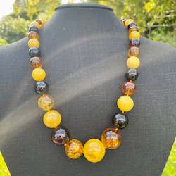 Jewellery: Baltic Amber graduated necklace