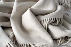 Household linen wholesaling: Silk Throw - Ivory